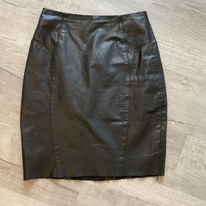 Vintage Greg Adams leather skirt, fits like a size 4